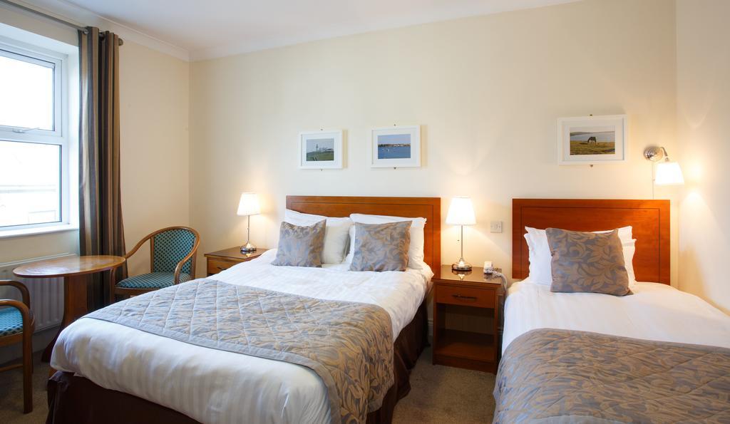 The Clonakilty Hotel Ngoại thất bức ảnh
