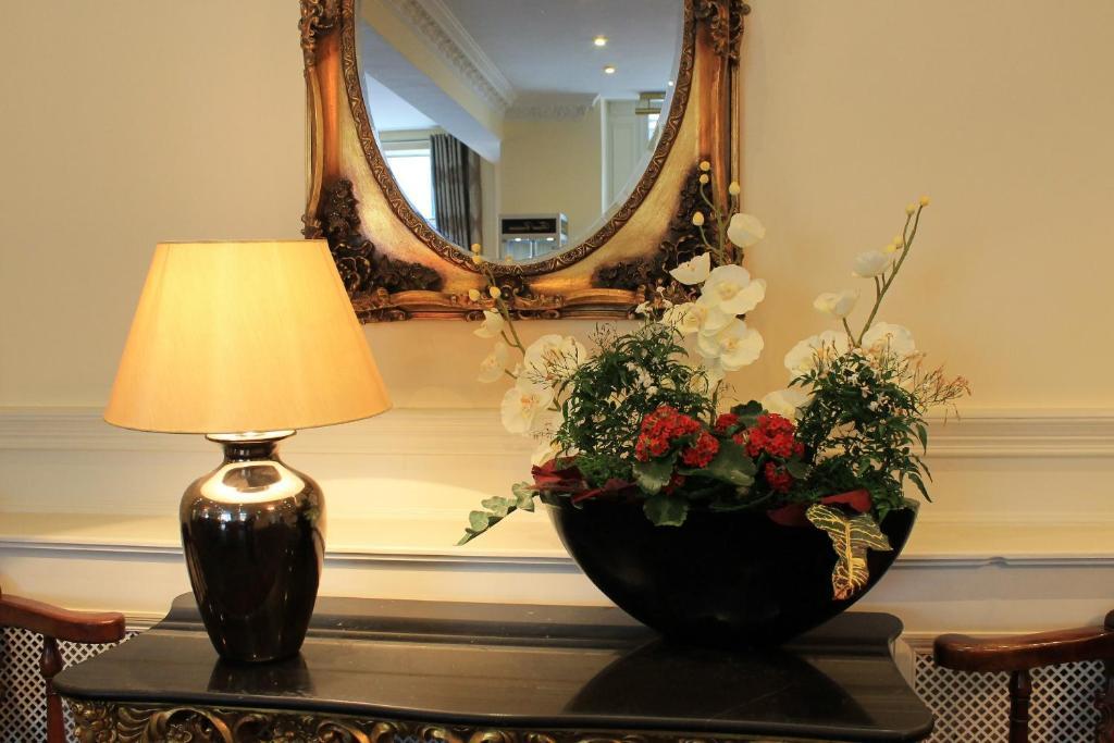 The Clonakilty Hotel Ngoại thất bức ảnh